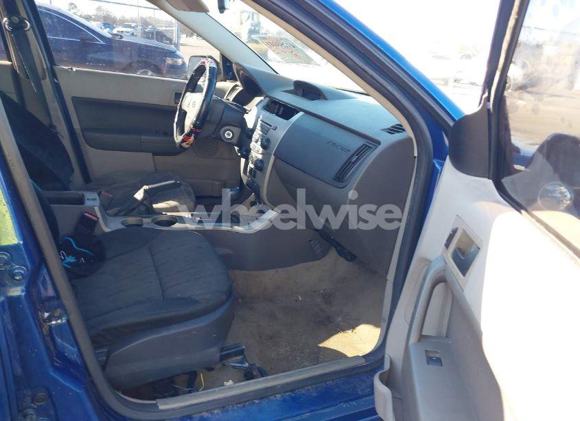 Photo 5 of 2008 Ford Focus SE (VIN 1FAHP35N38W226181)