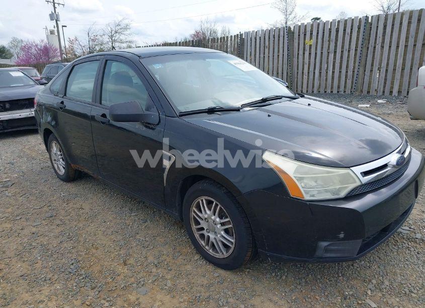 2008 Ford Focus SE/SES (VIN 1FAHP35N38W241943) main photo
