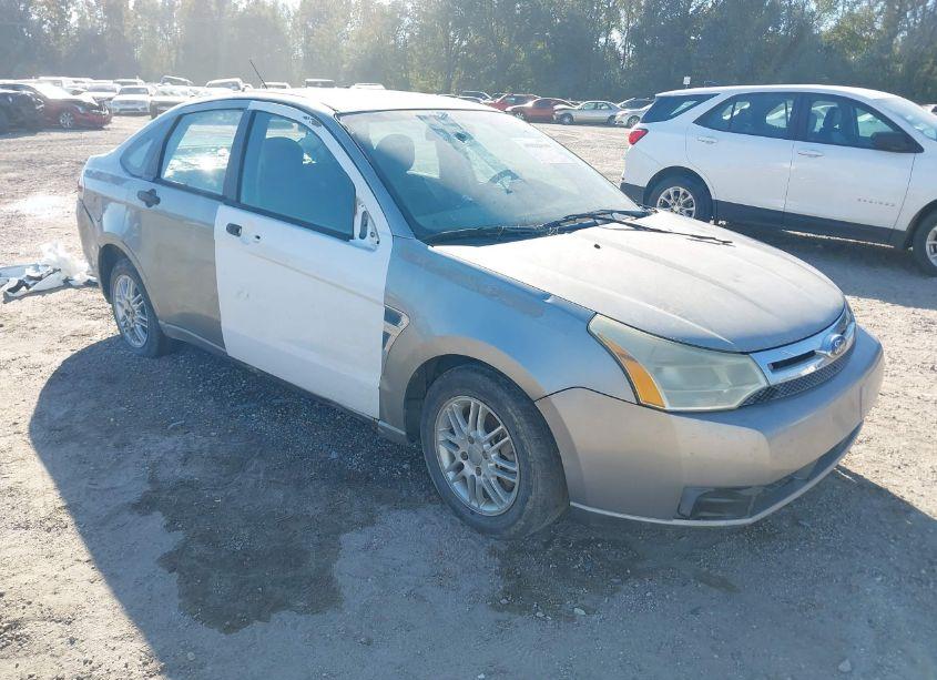 2008 Ford Focus SE/SES (VIN 1FAHP35N38W267913) main photo