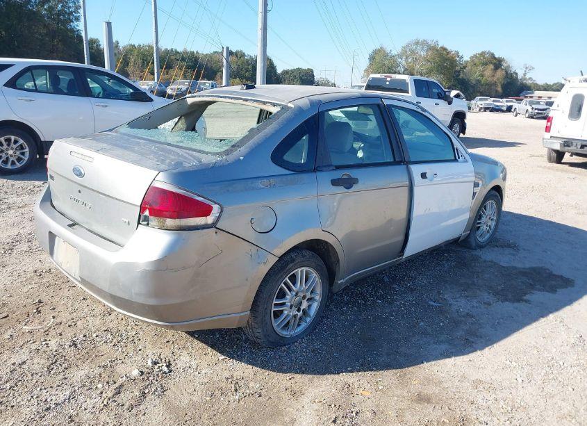 Photo 4 of 2008 Ford Focus SE/SES (VIN 1FAHP35N38W267913)