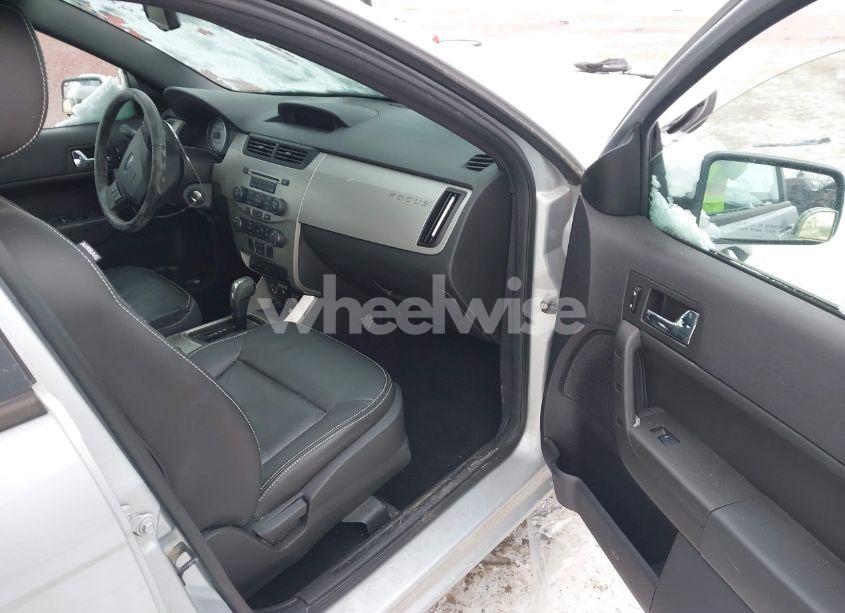 Photo 5 of 2008 Ford Focus SE/SES (VIN 1FAHP35N38W273243)