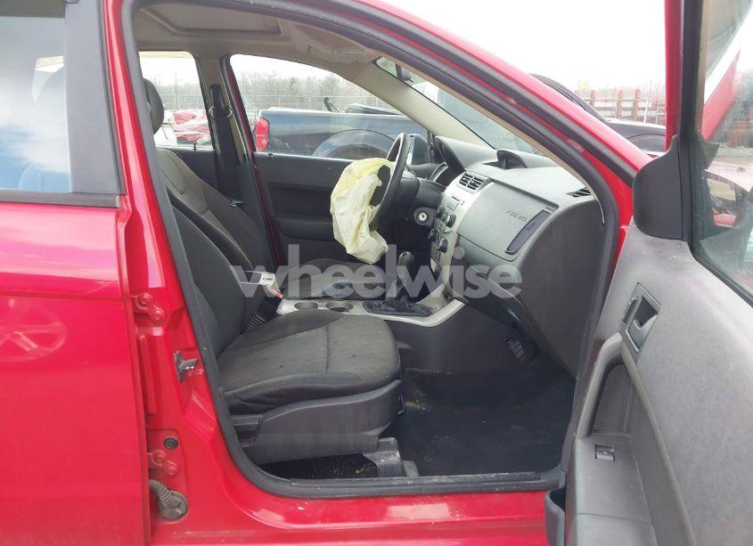 Photo 5 of 2008 Ford Focus SE/SES (VIN 1FAHP35N38W280614)