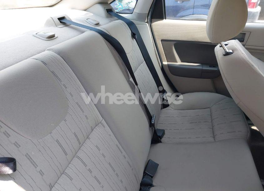 Photo 8 of 2008 Ford Focus SE/SES (VIN 1FAHP35N38W285215)