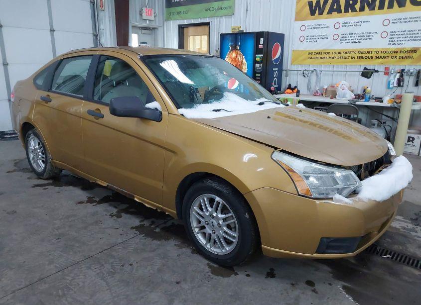 2009 Ford Focus SE (VIN 1FAHP35N39W101490) main photo