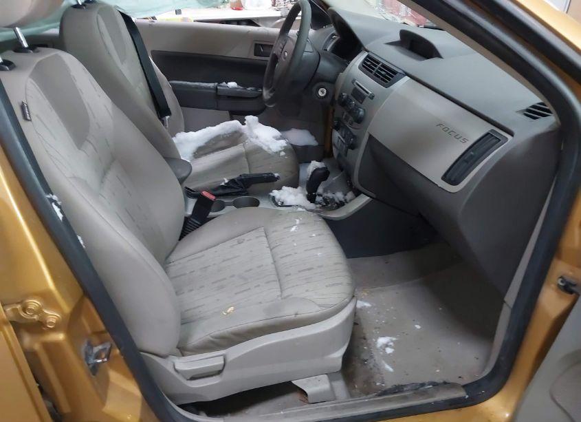 Photo 5 of 2009 Ford Focus SE (VIN 1FAHP35N39W101490)