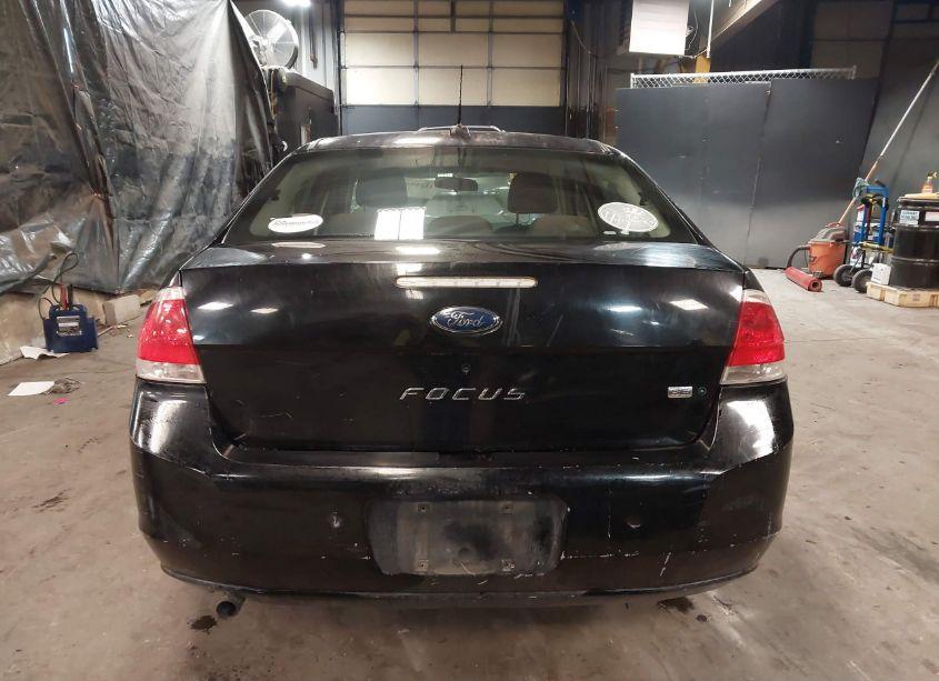 Photo 16 of 2009 Ford Focus SE (VIN 1FAHP35N39W130035)