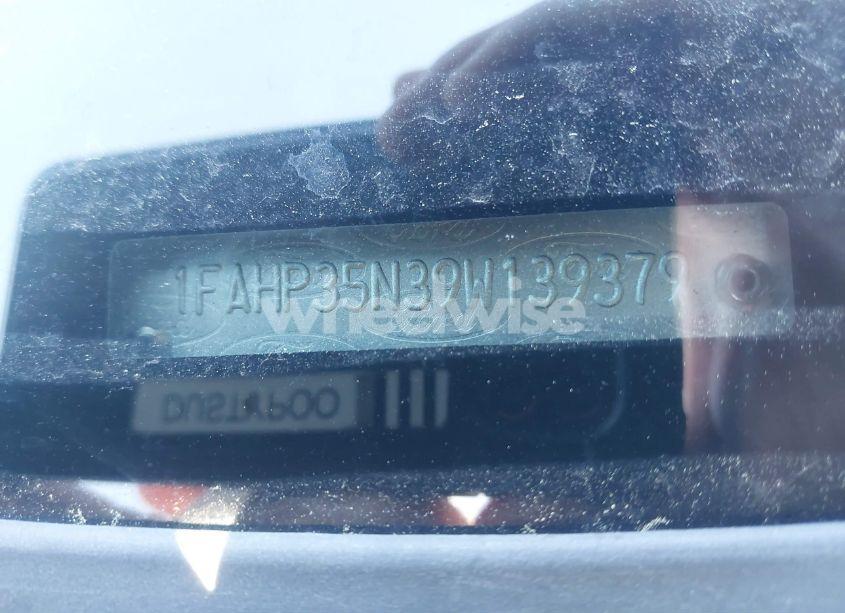 Photo 9 of 2009 Ford Focus SE (VIN 1FAHP35N39W139379)