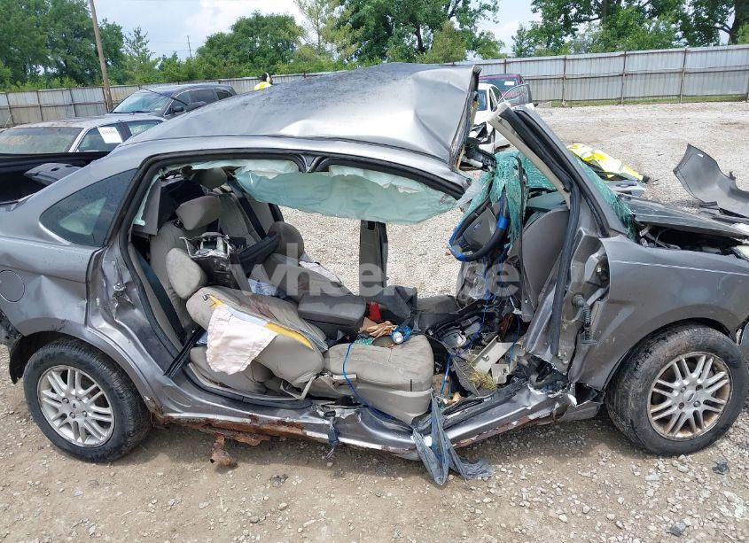 Photo 13 of 2009 Ford Focus SE (VIN 1FAHP35N39W144016)