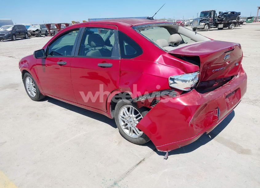 Photo 3 of 2009 Ford Focus SE (VIN 1FAHP35N39W146977)