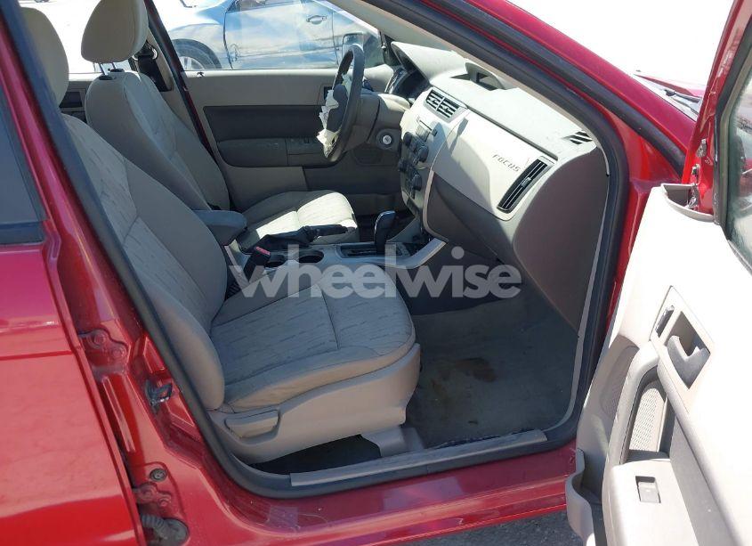 Photo 5 of 2009 Ford Focus SE (VIN 1FAHP35N39W146977)