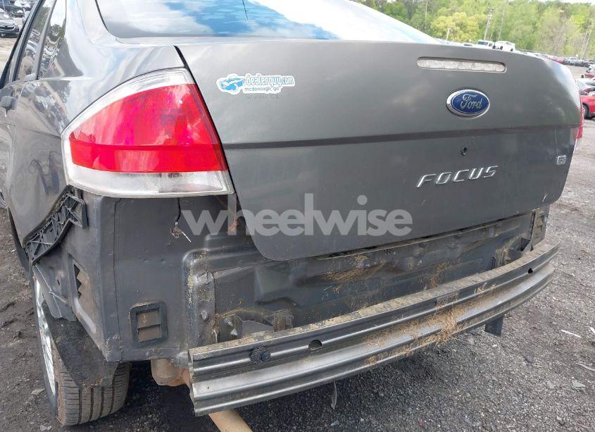 Photo 15 of 2009 Ford Focus SE (VIN 1FAHP35N39W176755)