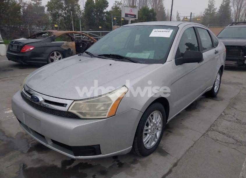 Photo 6 of 2009 Ford Focus SE (VIN 1FAHP35N39W188386)