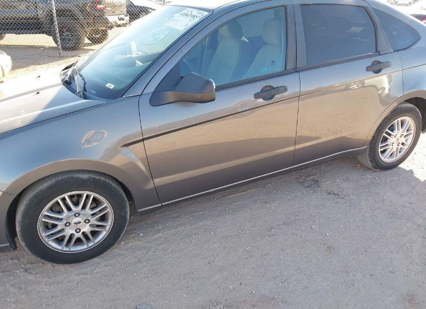 Photo 12 of 2009 Ford Focus SE (VIN 1FAHP35N39W196312)