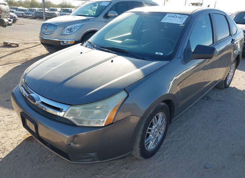 Photo 13 of 2009 Ford Focus SE (VIN 1FAHP35N39W196312)