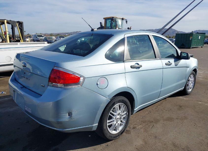 Photo 4 of 2009 Ford Focus SE (VIN 1FAHP35N39W219670)