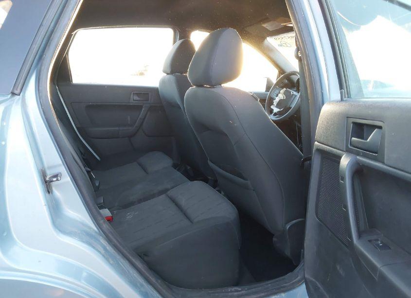 Photo 8 of 2009 Ford Focus SE (VIN 1FAHP35N39W219670)