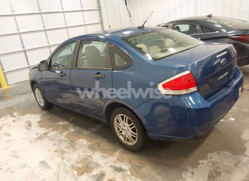 Photo 3 of 2009 Ford Focus SE (VIN 1FAHP35N39W246268)