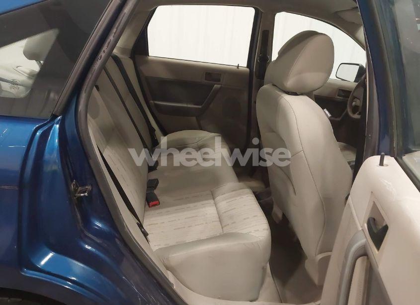 Photo 8 of 2009 Ford Focus SE (VIN 1FAHP35N39W246268)