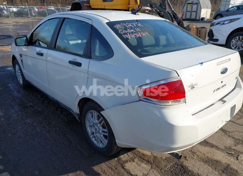 Photo 3 of 2009 Ford Focus SE (VIN 1FAHP35N39W247131)