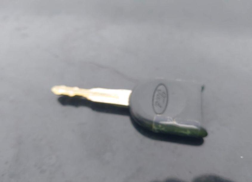 Photo 11 of 2009 Ford Focus SE (VIN 1FAHP35N39W252992)