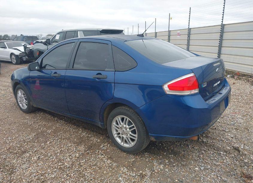 Photo 3 of 2009 Ford Focus SE (VIN 1FAHP35N39W252992)