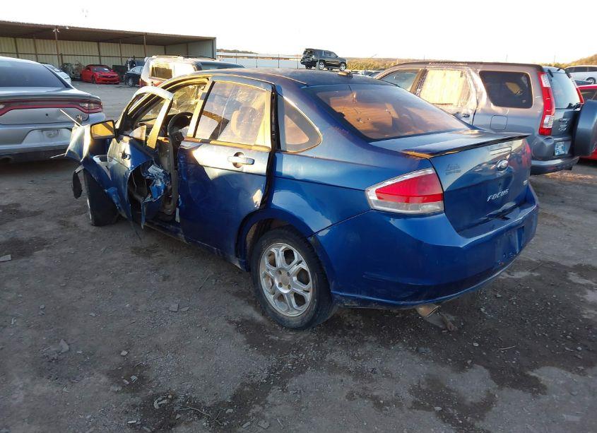 Photo 3 of 2008 Ford Focus SE/SES (VIN 1FAHP35N48W108186)