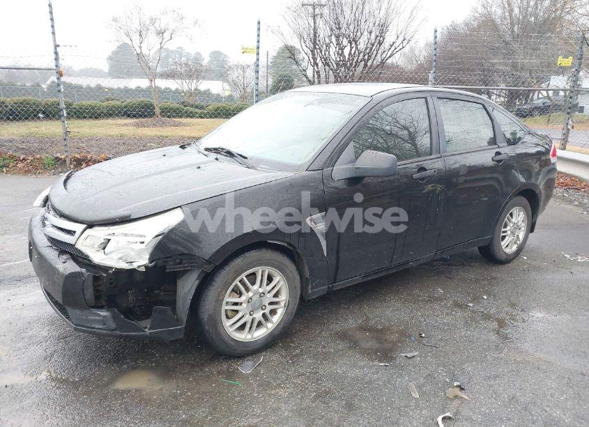 Photo 2 of 2008 Ford Focus SE/SES (VIN 1FAHP35N48W124503)