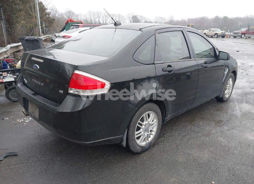 Photo 4 of 2008 Ford Focus SE/SES (VIN 1FAHP35N48W124503)