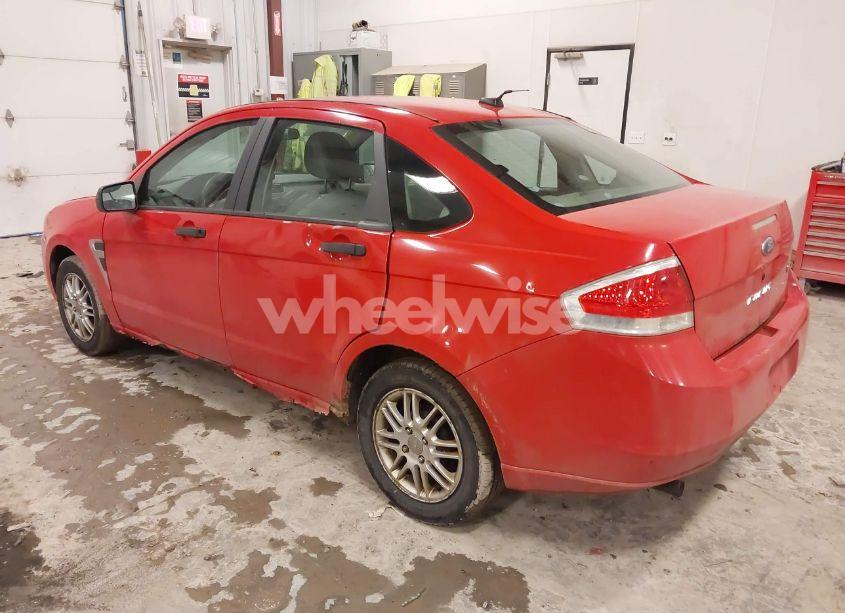 Photo 3 of 2008 Ford Focus SE/SES (VIN 1FAHP35N48W132911)