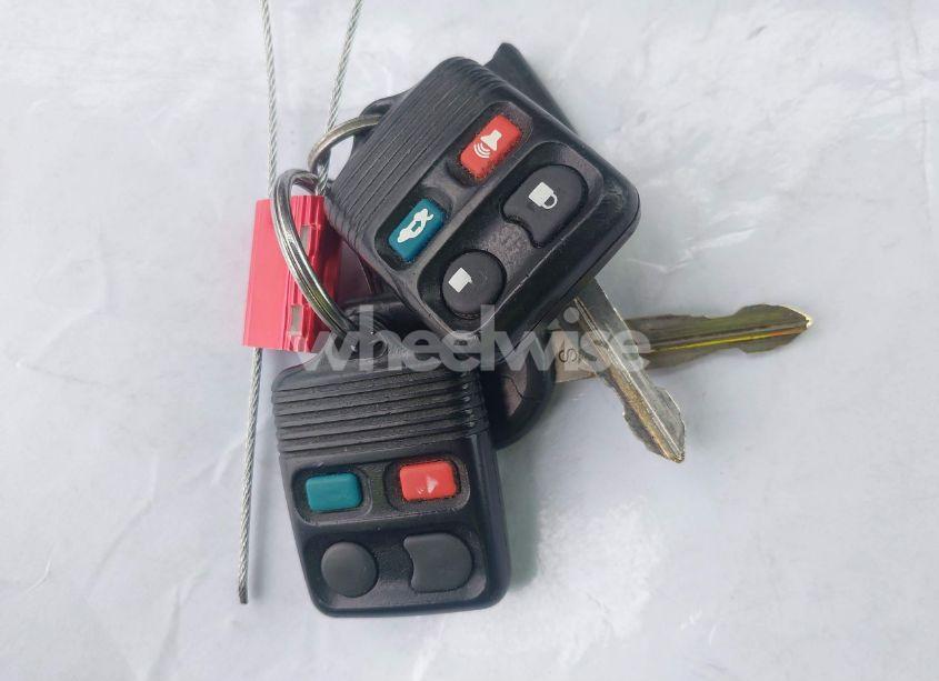 Photo 11 of 2008 Ford Focus SE/SES (VIN 1FAHP35N48W194275)