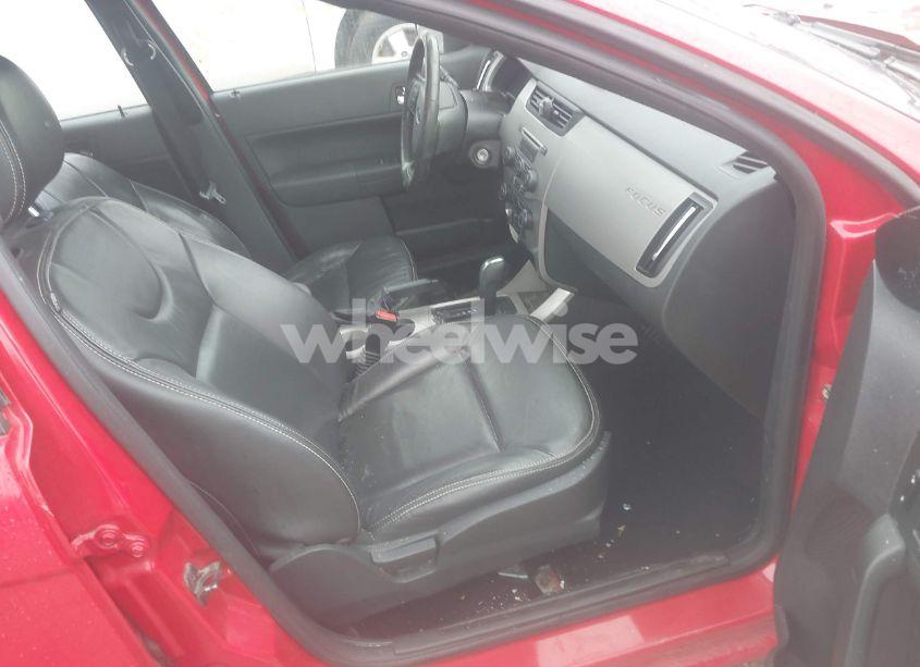 Photo 5 of 2008 Ford Focus SE/SES (VIN 1FAHP35N48W223810)