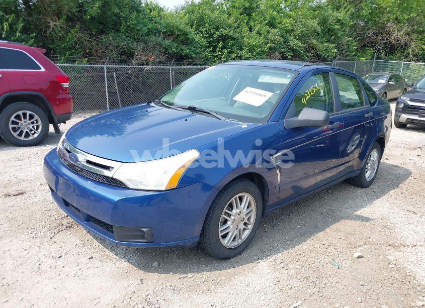 Photo 2 of 2008 Ford Focus SE/SES (VIN 1FAHP35N48W230014)