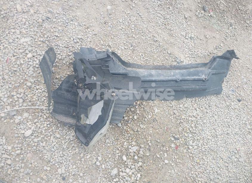 Photo 12 of 2008 Ford Focus SE/SES (VIN 1FAHP35N48W254992)