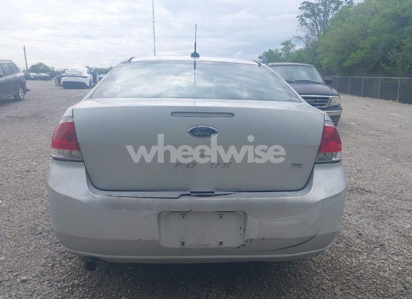 Photo 17 of 2008 Ford Focus SE/SES (VIN 1FAHP35N48W254992)