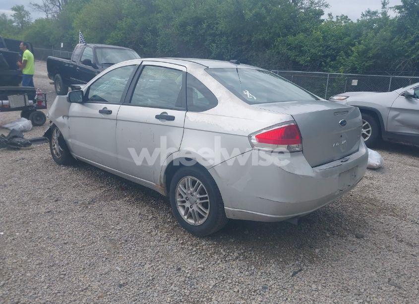 Photo 3 of 2008 Ford Focus SE/SES (VIN 1FAHP35N48W254992)