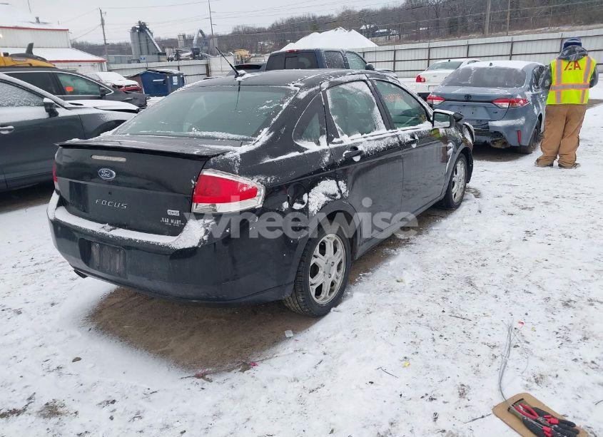 Photo 4 of 2008 Ford Focus SE/SES (VIN 1FAHP35N48W288902)