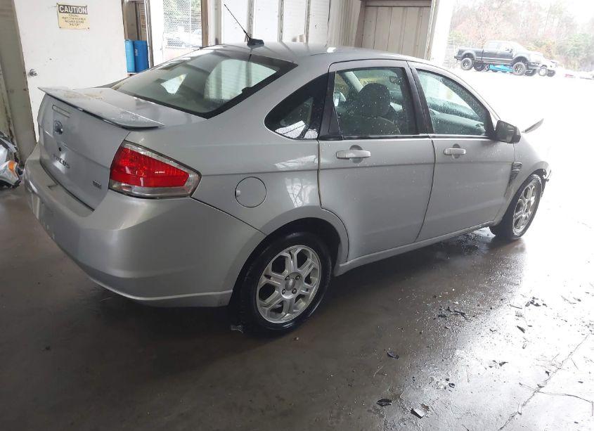 Photo 4 of 2008 Ford Focus SES (VIN 1FAHP35N48W296496)