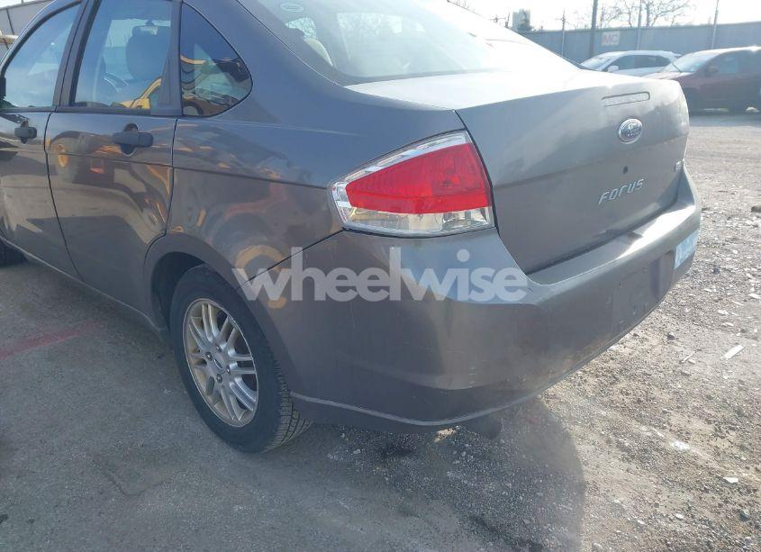 Photo 16 of 2009 Ford Focus SE (VIN 1FAHP35N49W107962)