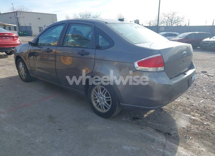 Photo 3 of 2009 Ford Focus SE (VIN 1FAHP35N49W107962)