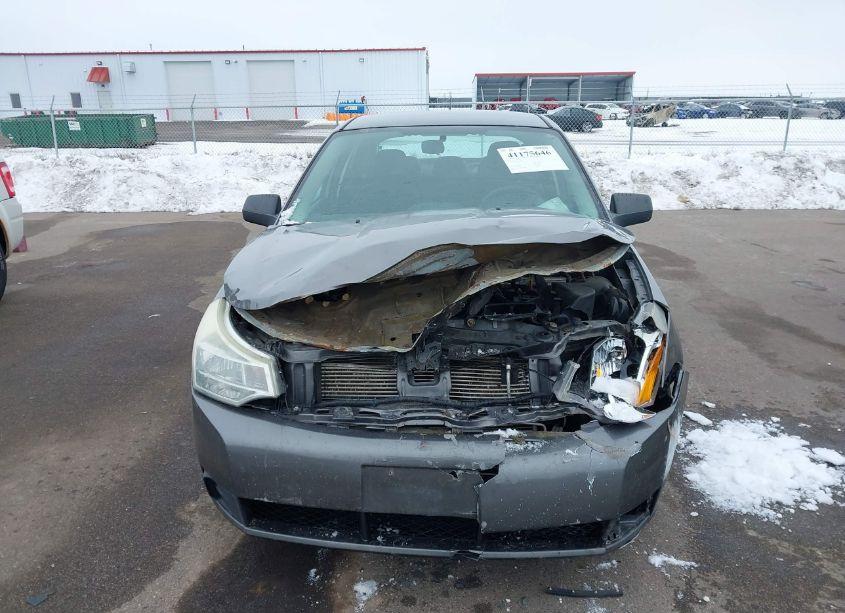 Photo 13 of 2009 Ford Focus SE (VIN 1FAHP35N49W180927)