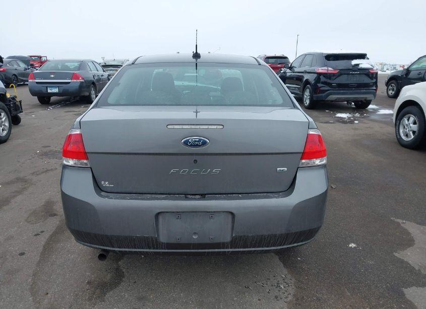 Photo 17 of 2009 Ford Focus SE (VIN 1FAHP35N49W180927)