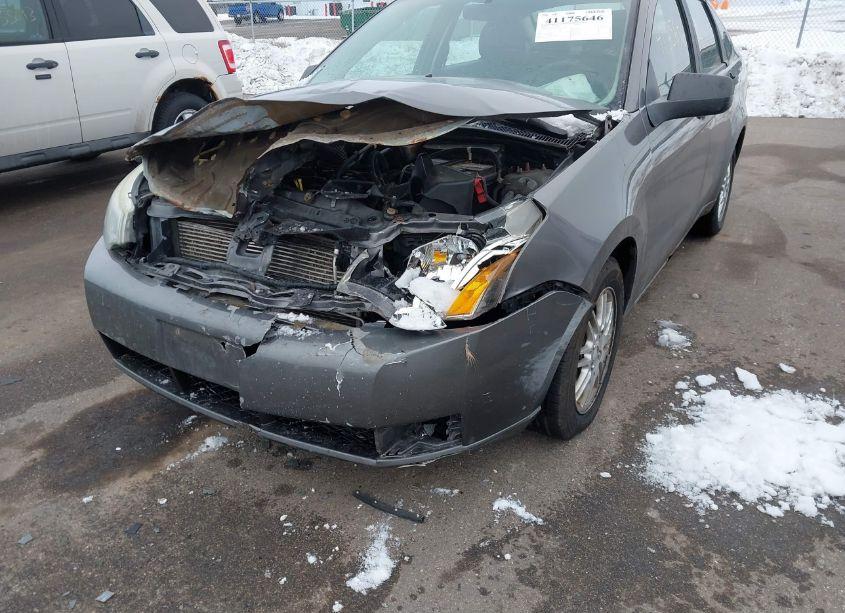 Photo 6 of 2009 Ford Focus SE (VIN 1FAHP35N49W180927)