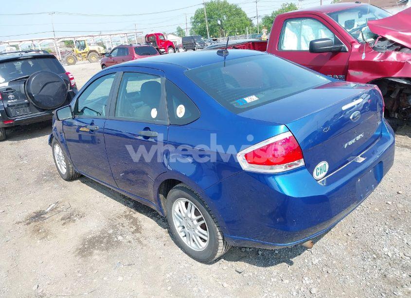 Photo 3 of 2009 Ford Focus SE (VIN 1FAHP35N49W222397)
