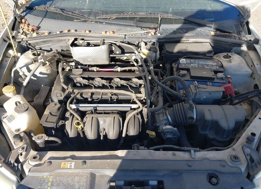 Photo 10 of 2009 Ford Focus SE (VIN 1FAHP35N49W254718)