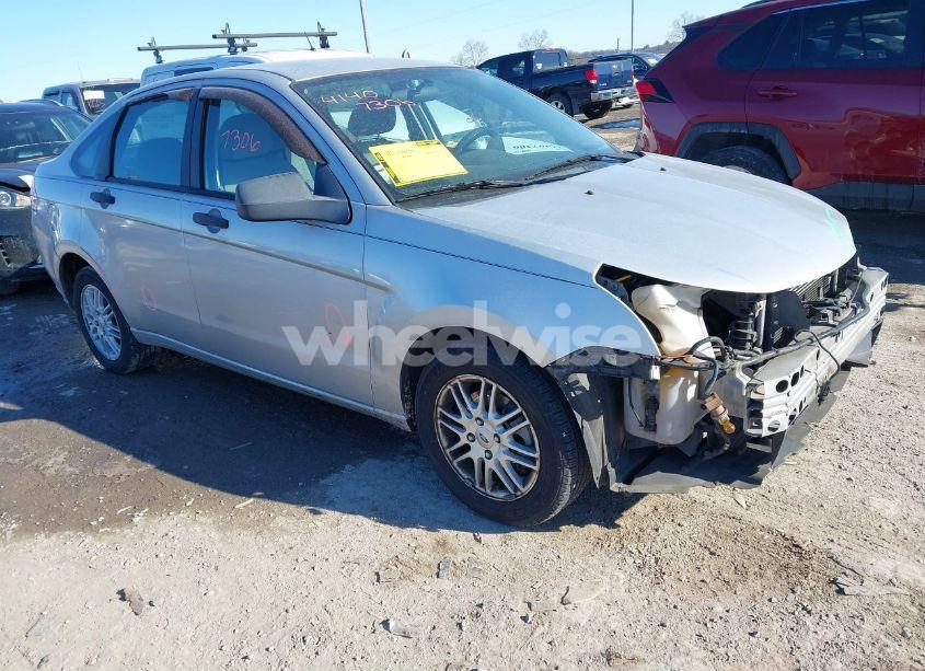 2009 Ford Focus SE (VIN 1FAHP35N49W258672) main photo