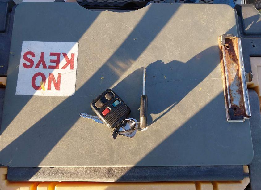 Photo 11 of 2009 Ford Focus SE (VIN 1FAHP35N49W263242)