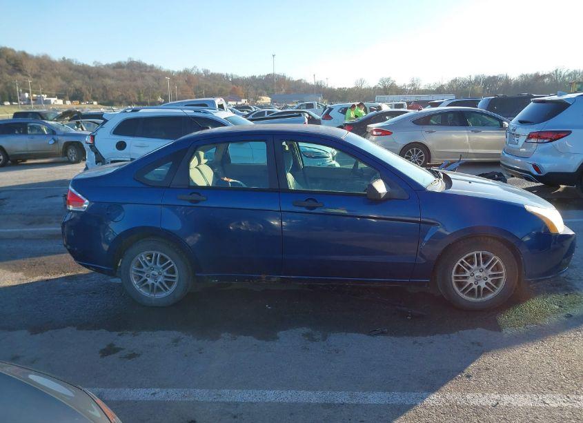 Photo 13 of 2009 Ford Focus SE (VIN 1FAHP35N49W263242)