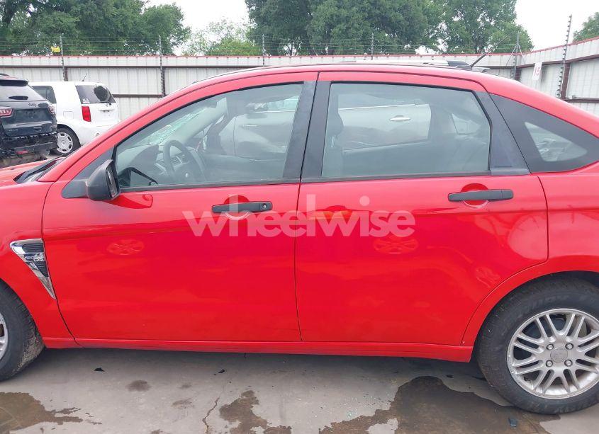 Photo 15 of 2008 Ford Focus SE/SES (VIN 1FAHP35N58W122873)