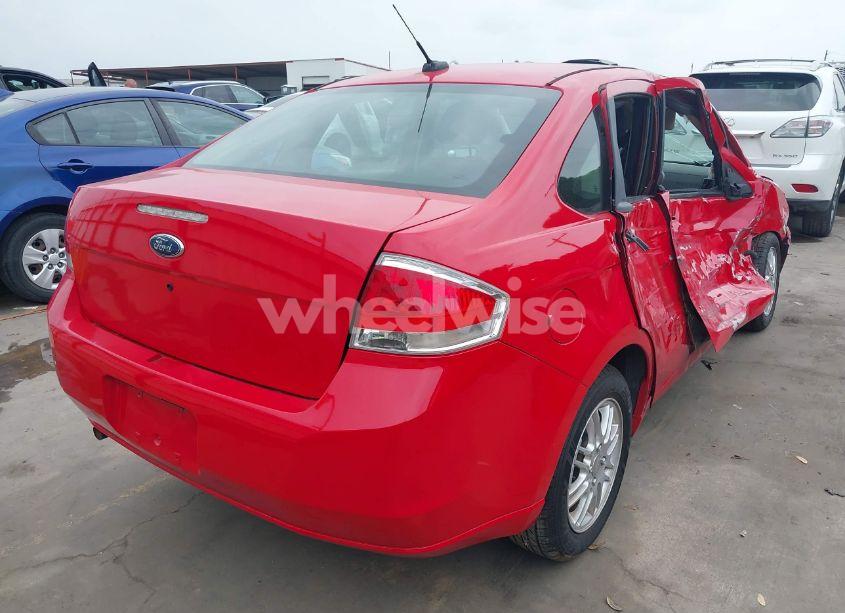 Photo 4 of 2008 Ford Focus SE/SES (VIN 1FAHP35N58W122873)