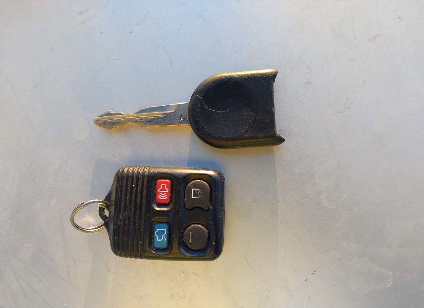 Photo 11 of 2008 Ford Focus SE/SES (VIN 1FAHP35N58W184127)